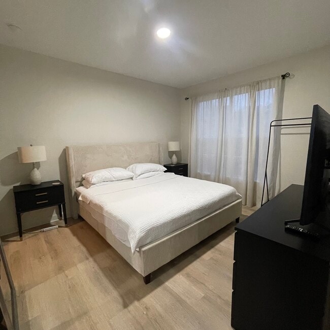 Building Photo - 3176 Feltrim Pl