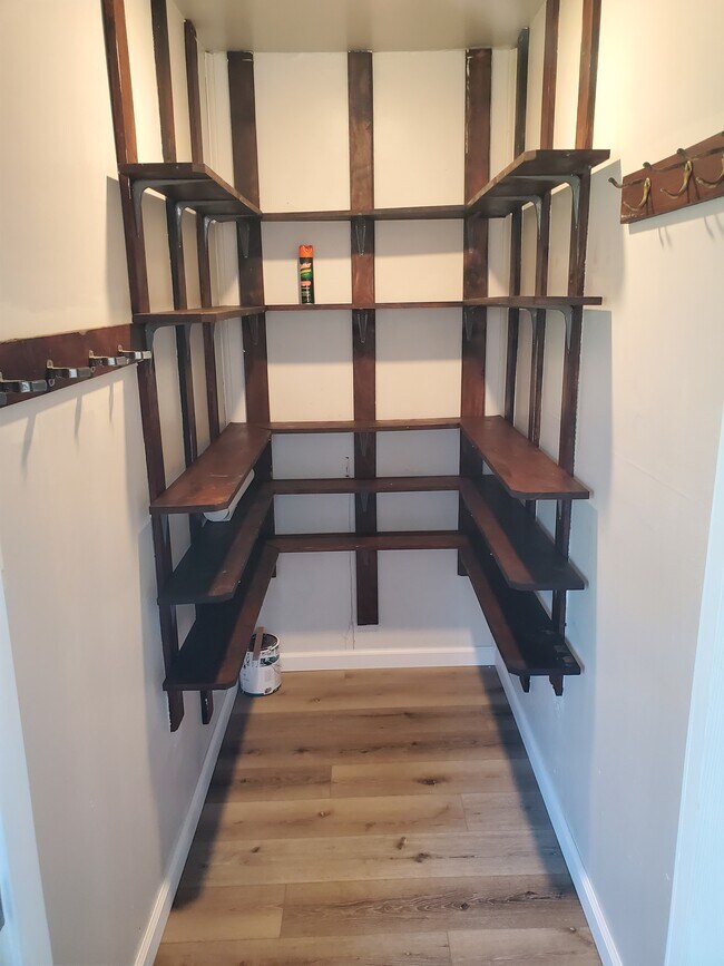 Building Photo - 475 County Rd 525 N