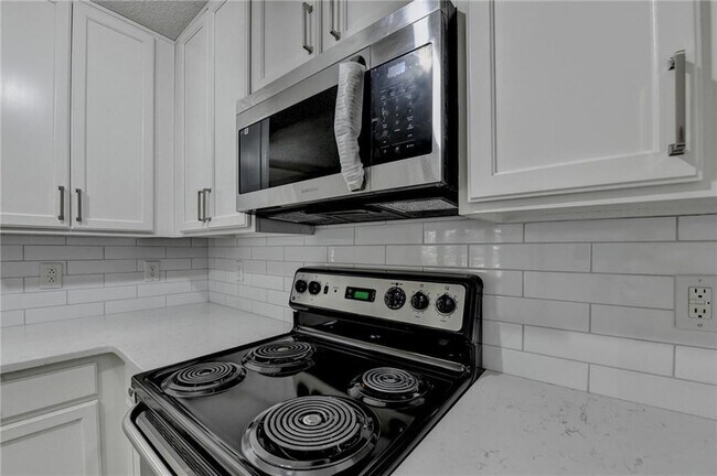 Building Photo - 3650 Ashford Dunwoody Rd NE