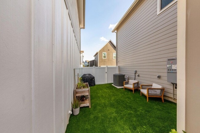 Building Photo - 7812 Moody Bend