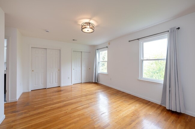 Building Photo - 108 Claremont Ave