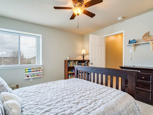 Building Photo - 611 Boca Chica Dr