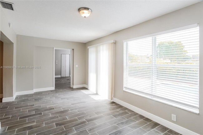 Building Photo - 2360 NW 60th Ave