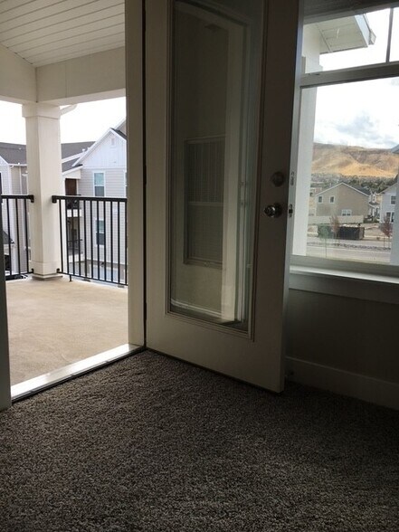 Building Photo - 13233 Andros Ln