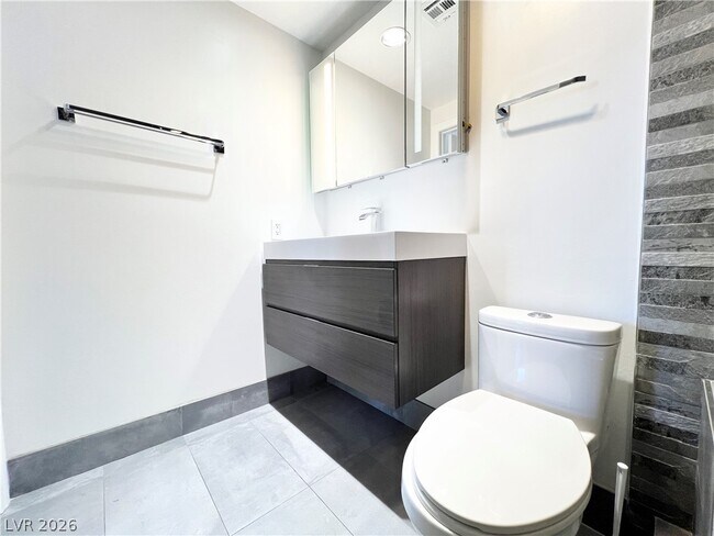 Building Photo - 6955 N Durango Dr