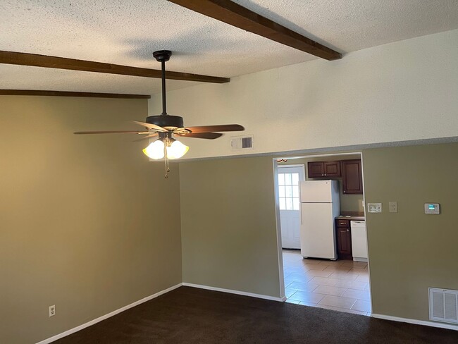 Building Photo - 23 Brookway Ln, Sherwood AR 72120 - Afford...