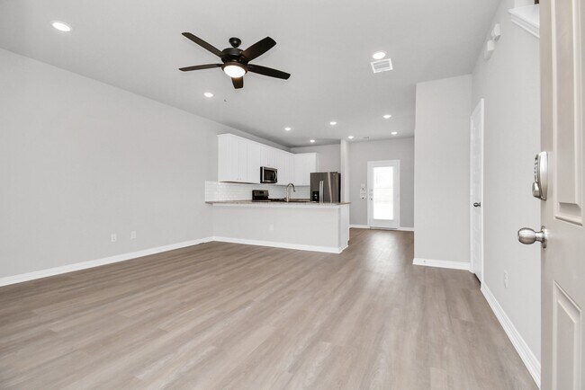 Building Photo - 4611 Aurora Glen Dr