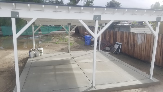 Building Photo - 812 N Main St