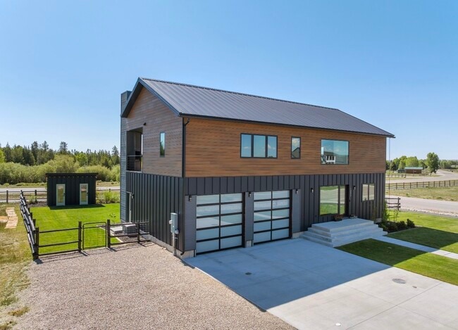 Building Photo - 1205 Trails Creek Ave