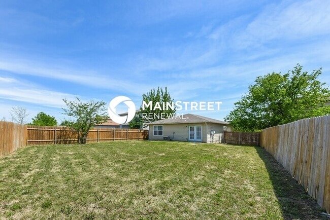 Building Photo - 3 Bedroom Pet-Friendly Home in San Antonio...