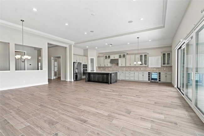 Building Photo - 10064 Lilac Mnr Trce