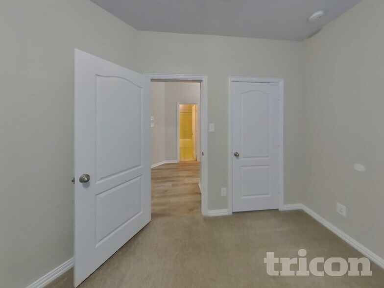 Building Photo - 7950 Headwaters Trail