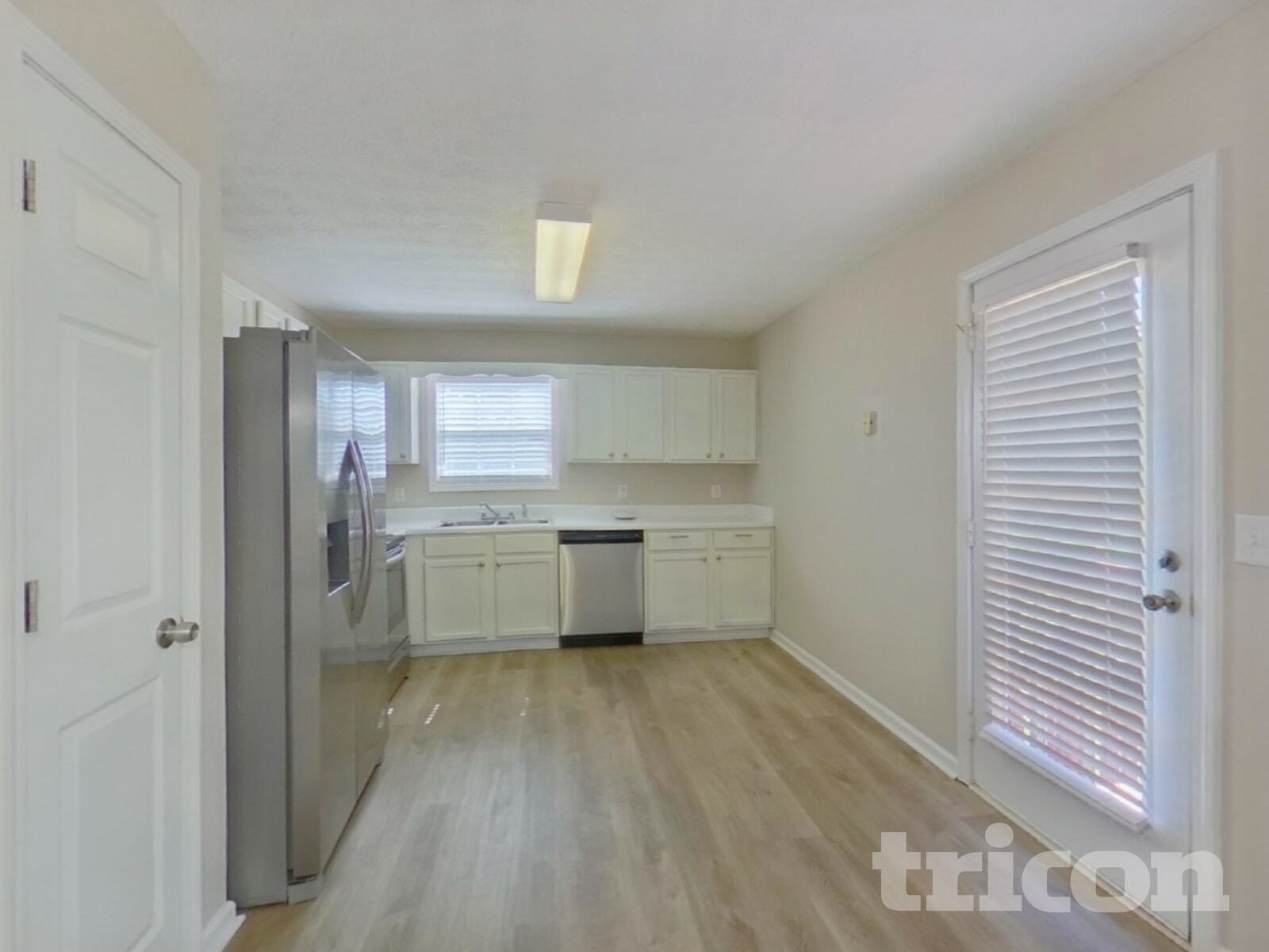 Building Photo - 217 White Pine Ln