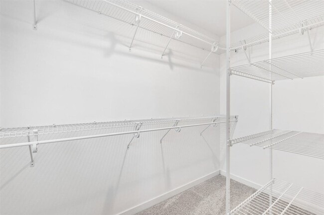 Building Photo - 624 Catherine Dr