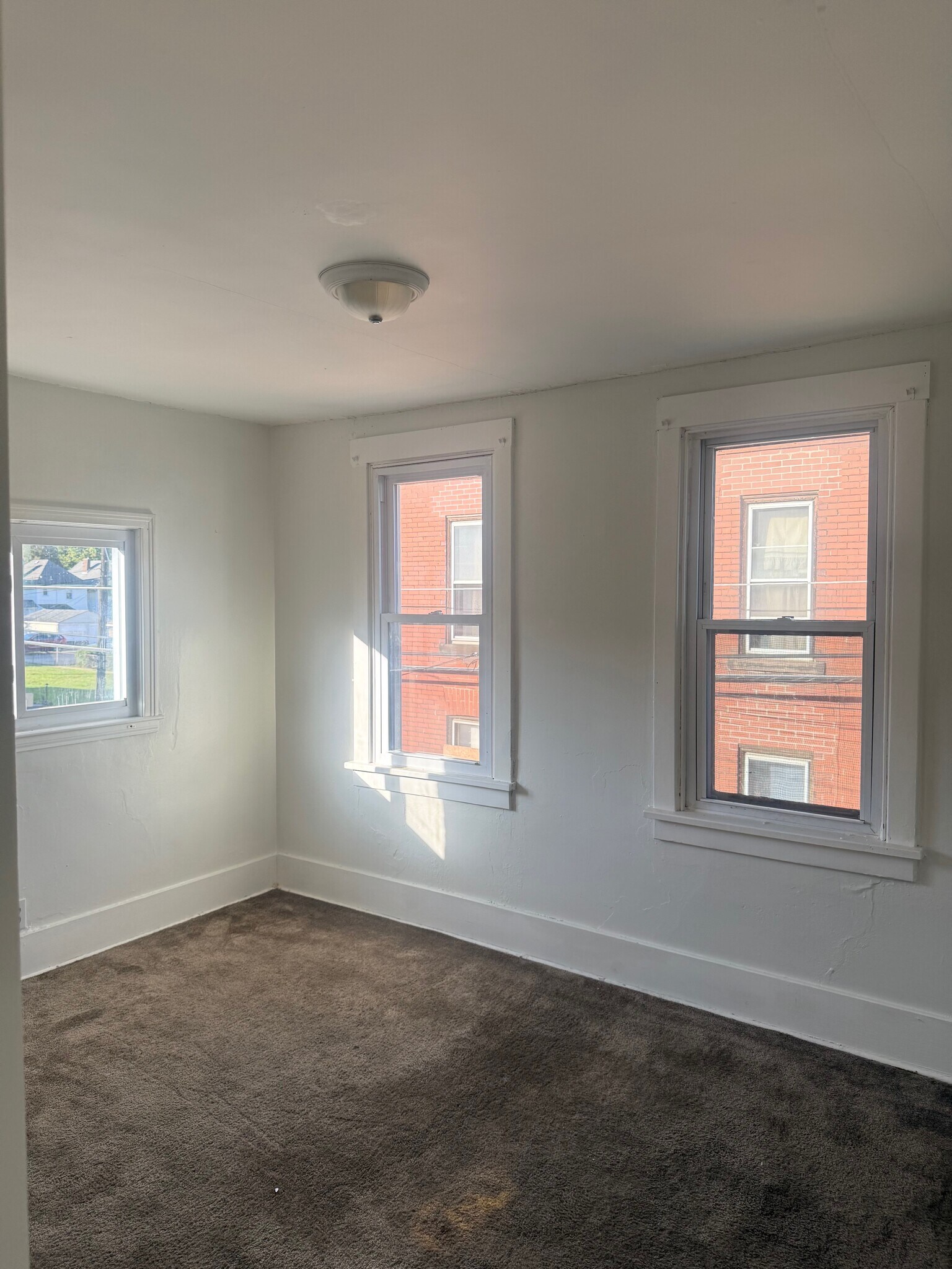bedroom 1 - 1305 Airbrake Ave