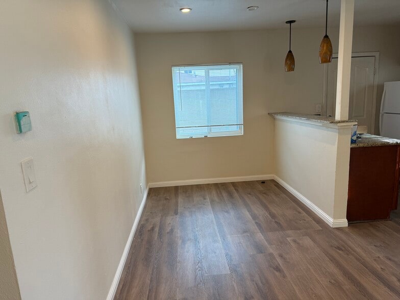 Dining Area - 14028 Doty Ave