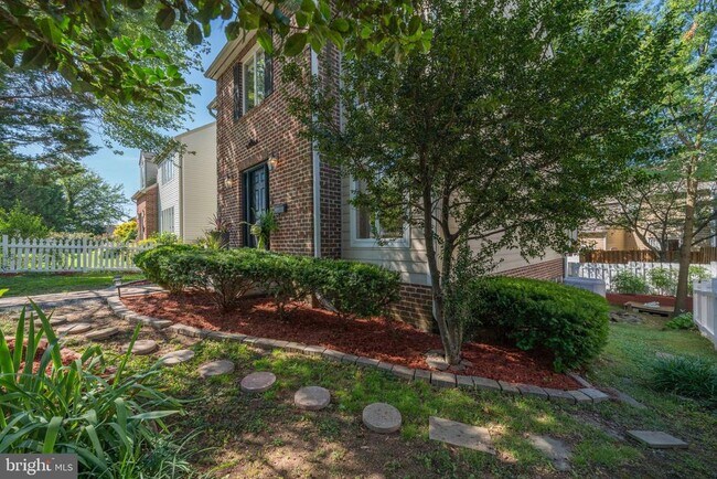 Building Photo - 4710 Old Dominion Dr