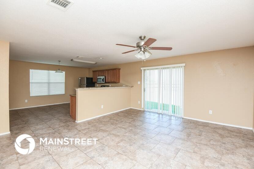 Building Photo - 1701 Vineridge Ln