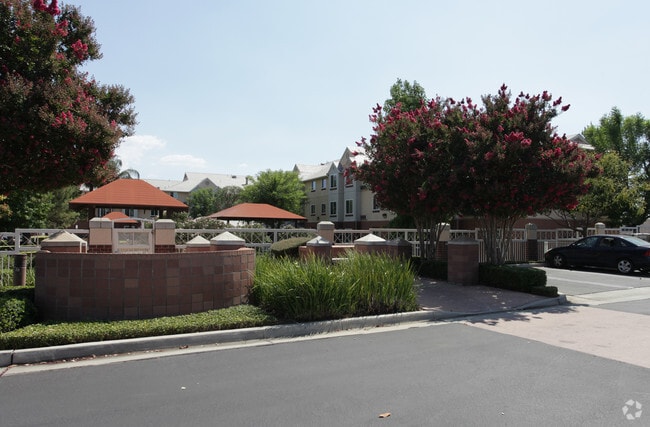 Building Photo - Telacu Villa