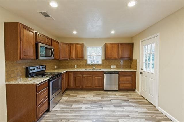 Building Photo - 1613 M Pl