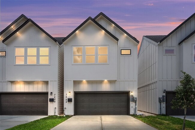 Building Photo - 7224 Avenue B