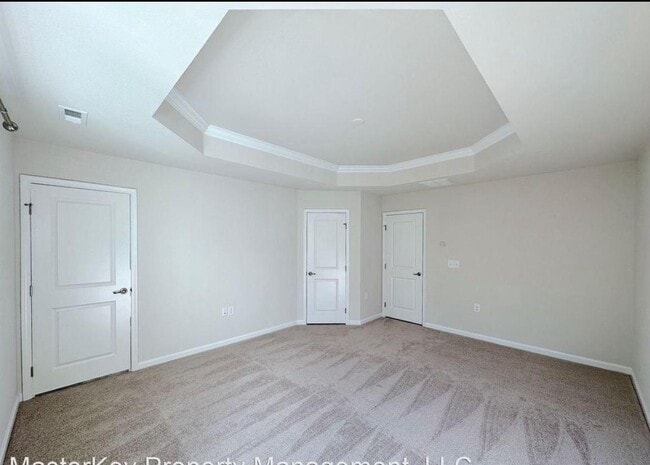 Building Photo - 801 Romeria Dr