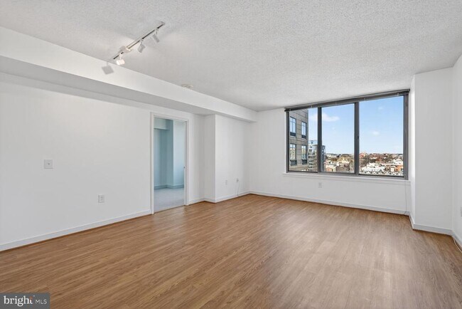 Building Photo - 555 Massachusetts Ave NW