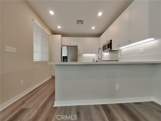 Building Photo - 31524 Hans Dr