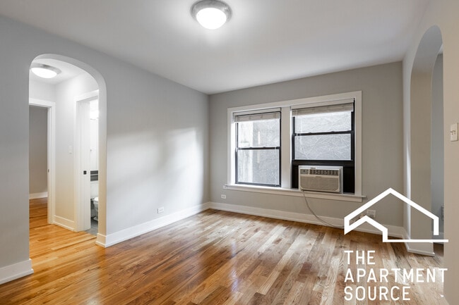 Building Photo - 550 W Arlington Pl