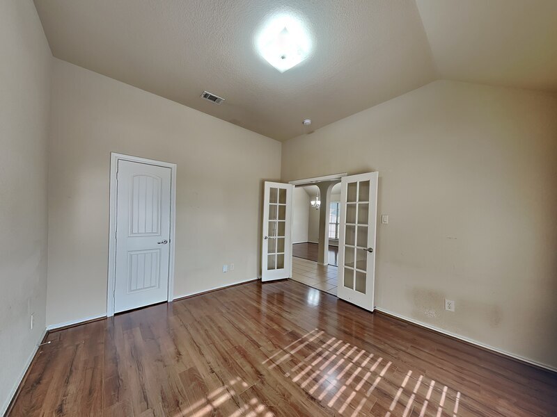 Building Photo - 1605 Grey Willow Ln