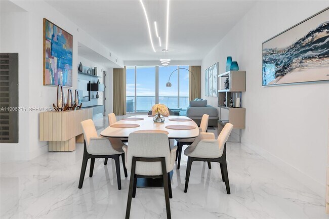 Building Photo - 16901 Collins Ave