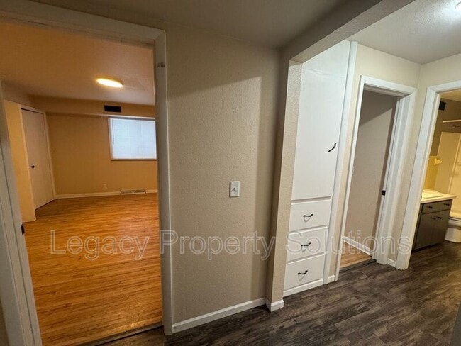 Building Photo - 1111 N 18th St