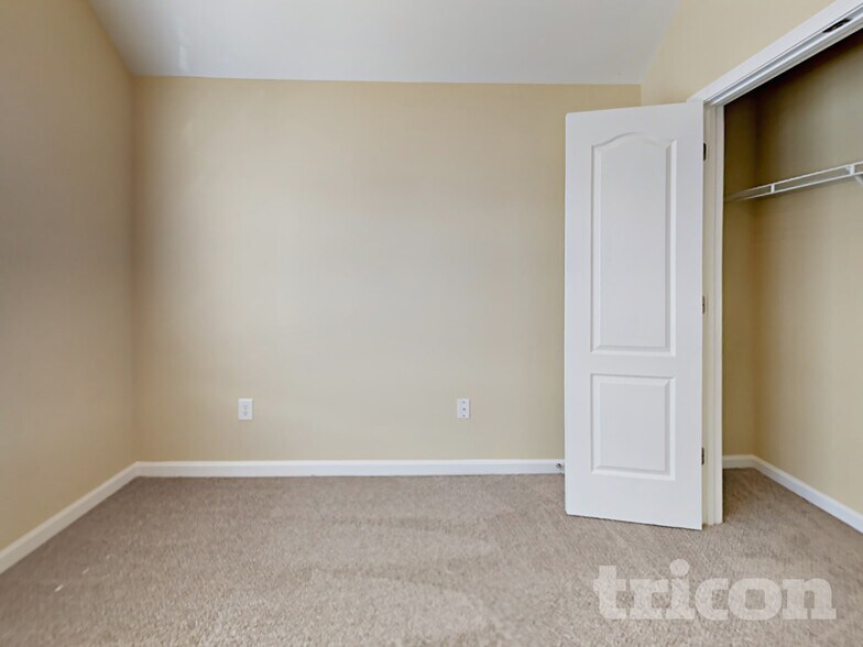 Building Photo - 276 Hawken Trail