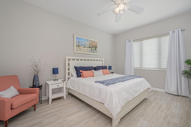 Building Photo - 7 Harbour Isle Dr E