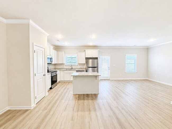 Building Photo - 208 Harvest Ridge Ln