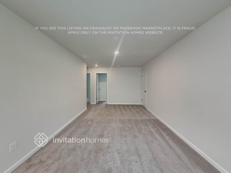 Building Photo - 6120 Foggy Btm Cir