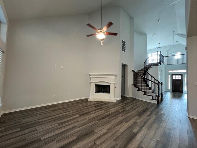 Building Photo - 121 Red Granite Rd