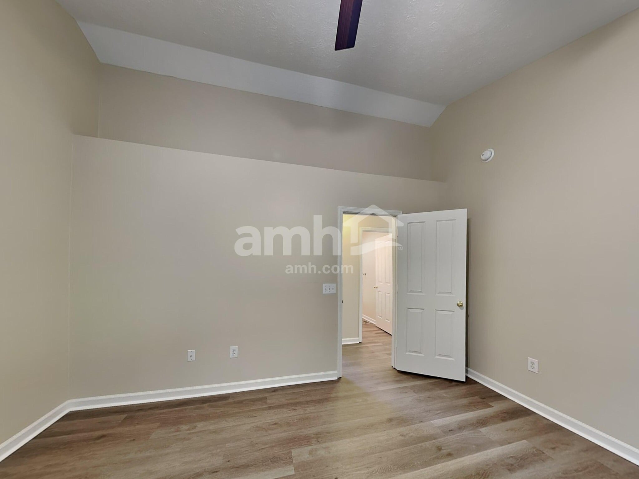 Building Photo - 18097 Kinder Oak Dr