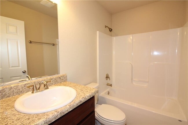 Building Photo - 601 Lasso Ln
