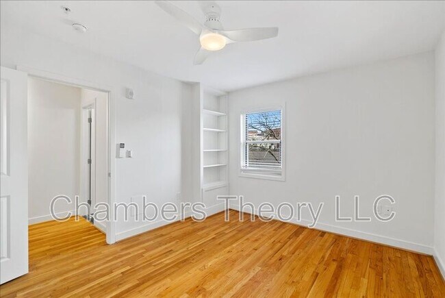 Building Photo - 220 2nd St SE