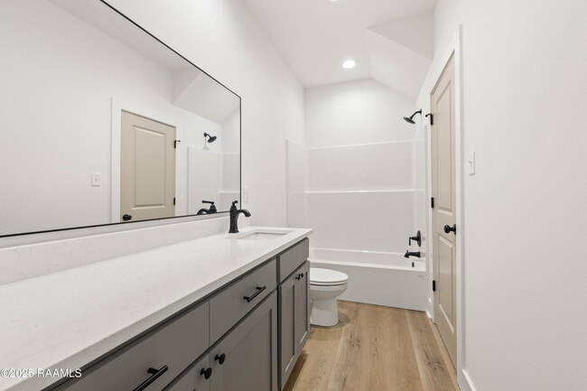 Building Photo - 202 Steiner Oaks