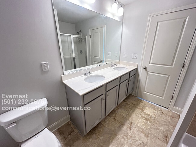 Building Photo - 225 Hydrangea Ct