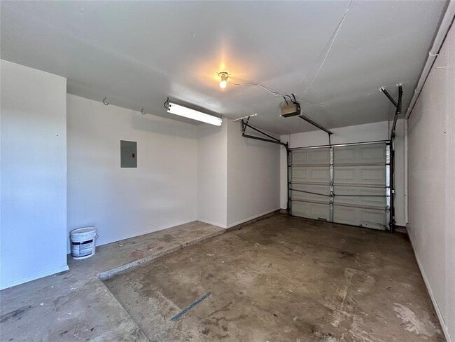 Building Photo - 12232 Tyson Cove