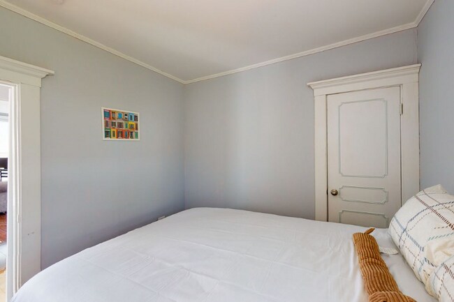 Building Photo - 23 Mechanic St