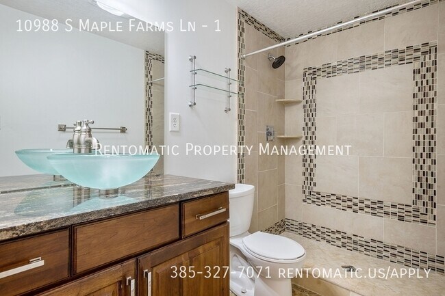 Building Photo - 10988 Maple Farms Ln