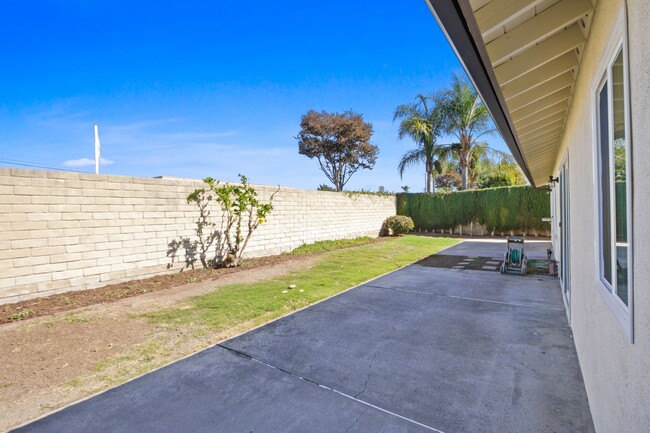 Building Photo - Immaculately Rehabbed Home in Fountain Valley