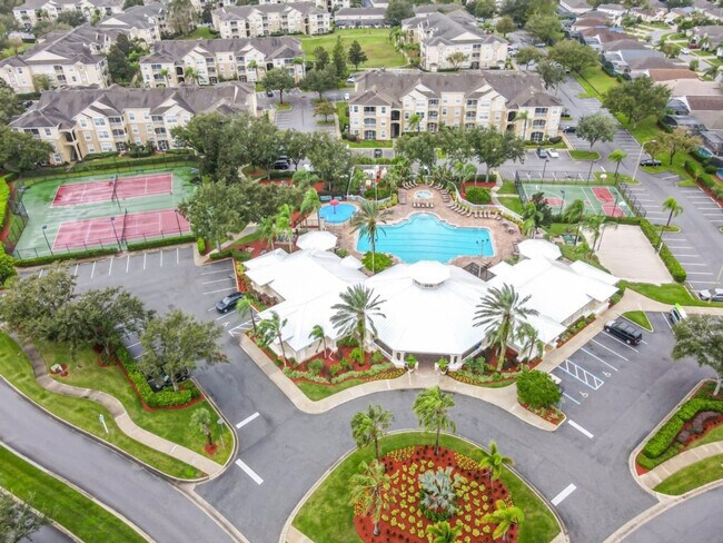Building Photo - 2314 Silver Palm Dr