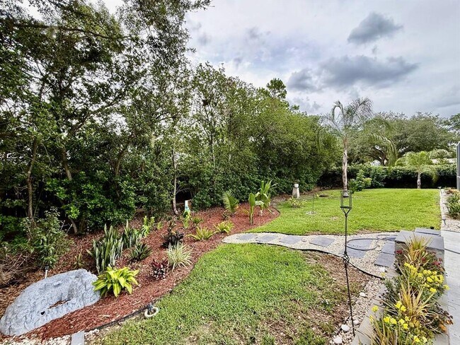 Building Photo - 4301 River Close Blvd