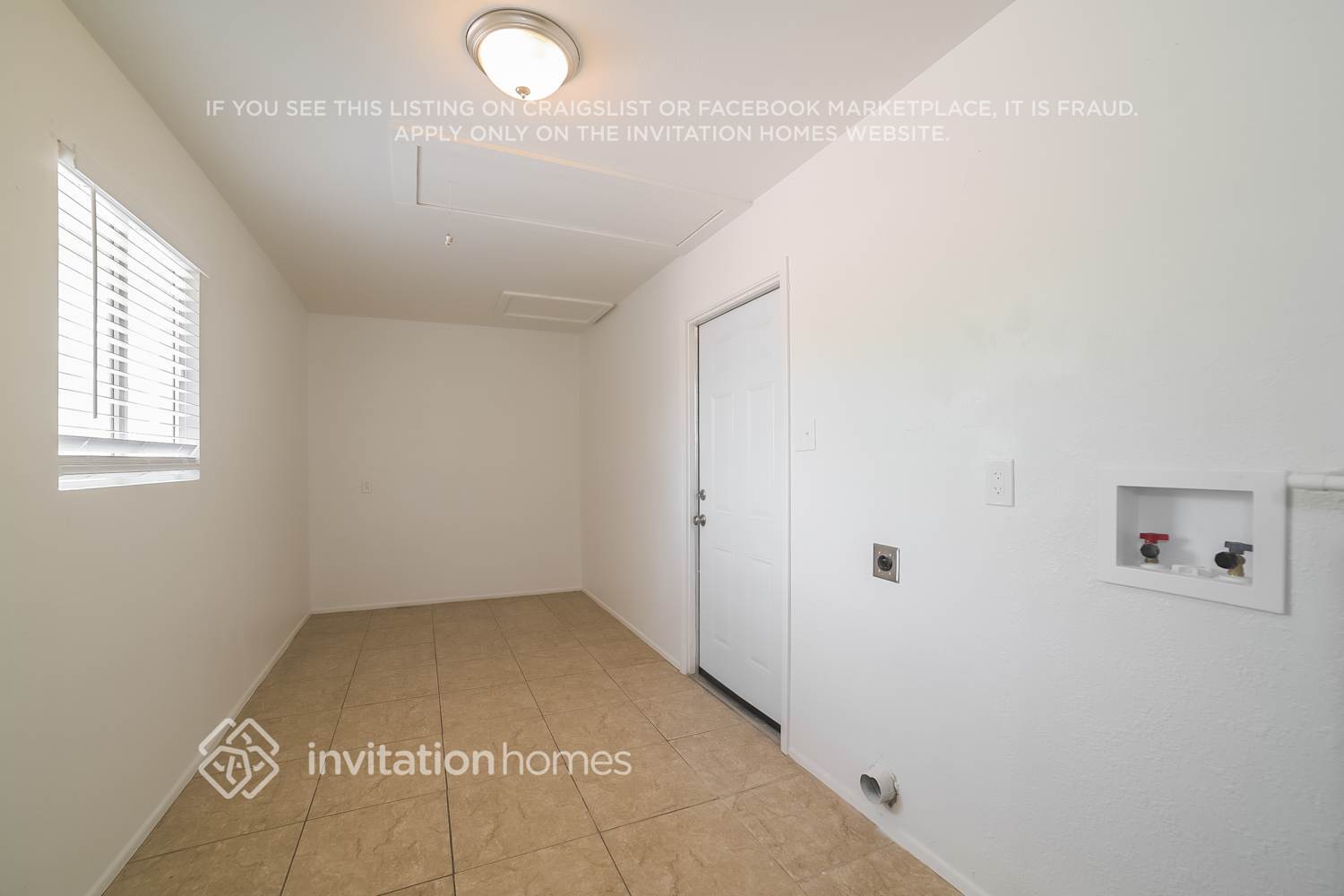 Building Photo - 14038 N 45th Ave
