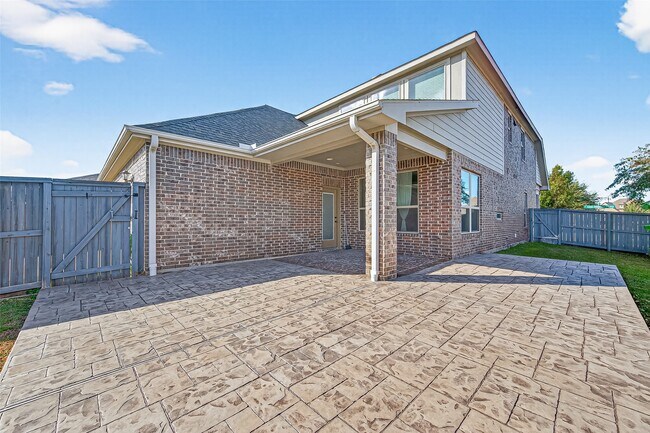 Building Photo - 19503 S Coral Honeysuckle Loop